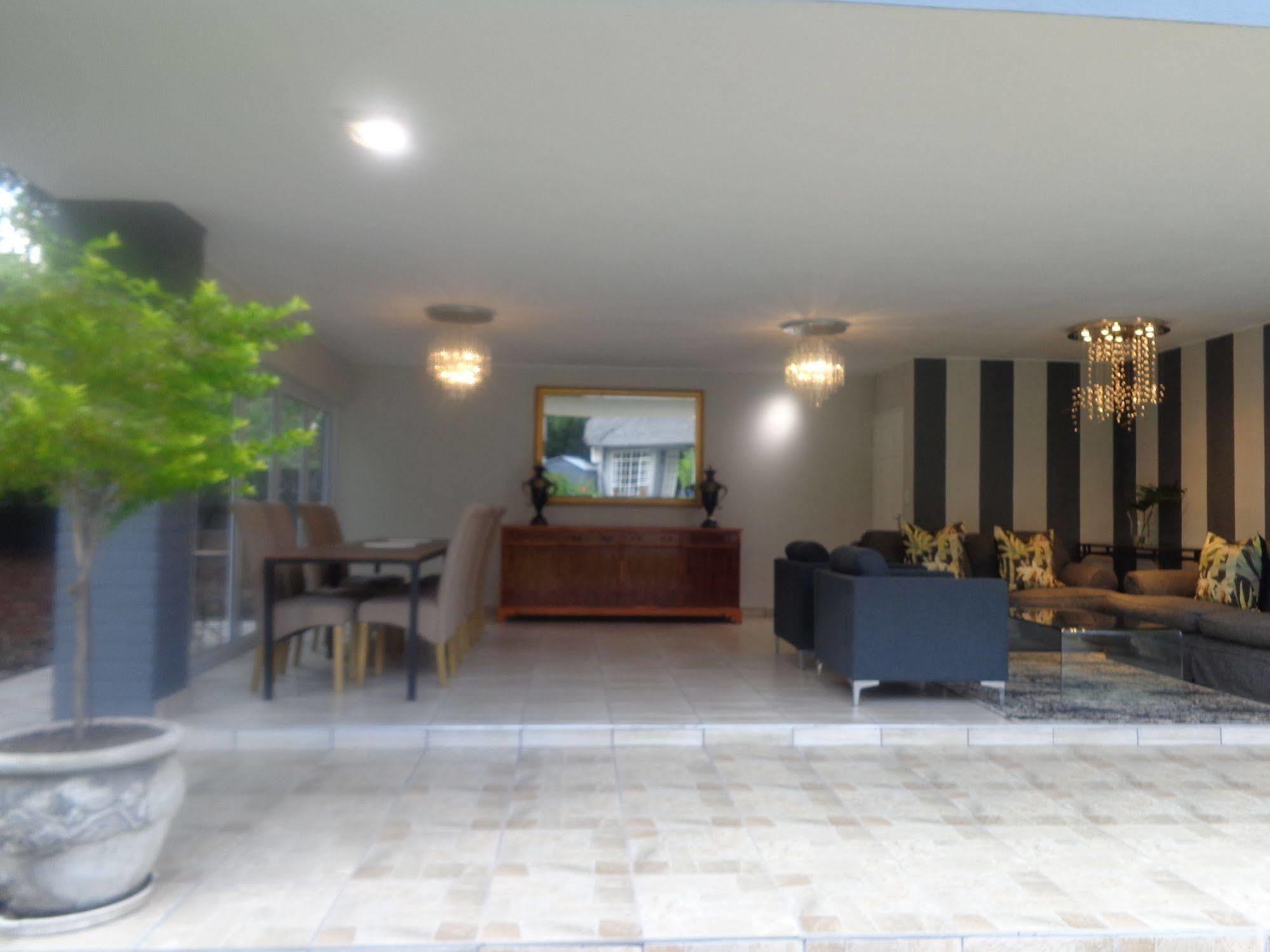 Thatchfoord Lodge Johannesburg Zewnętrze zdjęcie